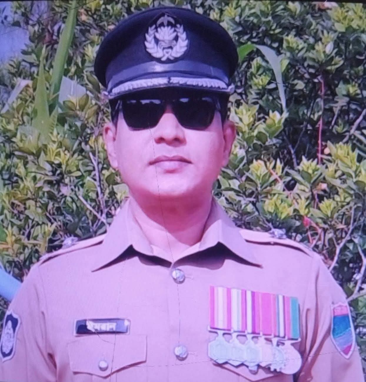 কালীগঞ্জের শিবির কর্মী শামীম হত্যা মামলার আসামী ইমরান আলম এখন মহেশপুর থানার ওসি